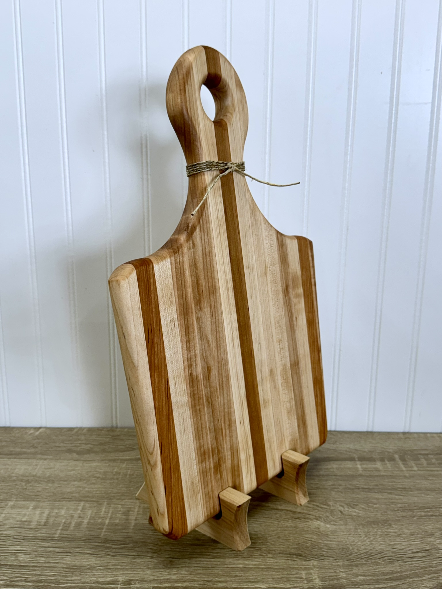 "Keystone" Cutting Board