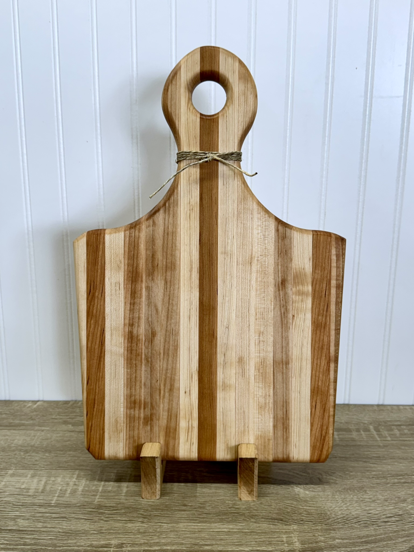 "Keystone" Cutting Board
